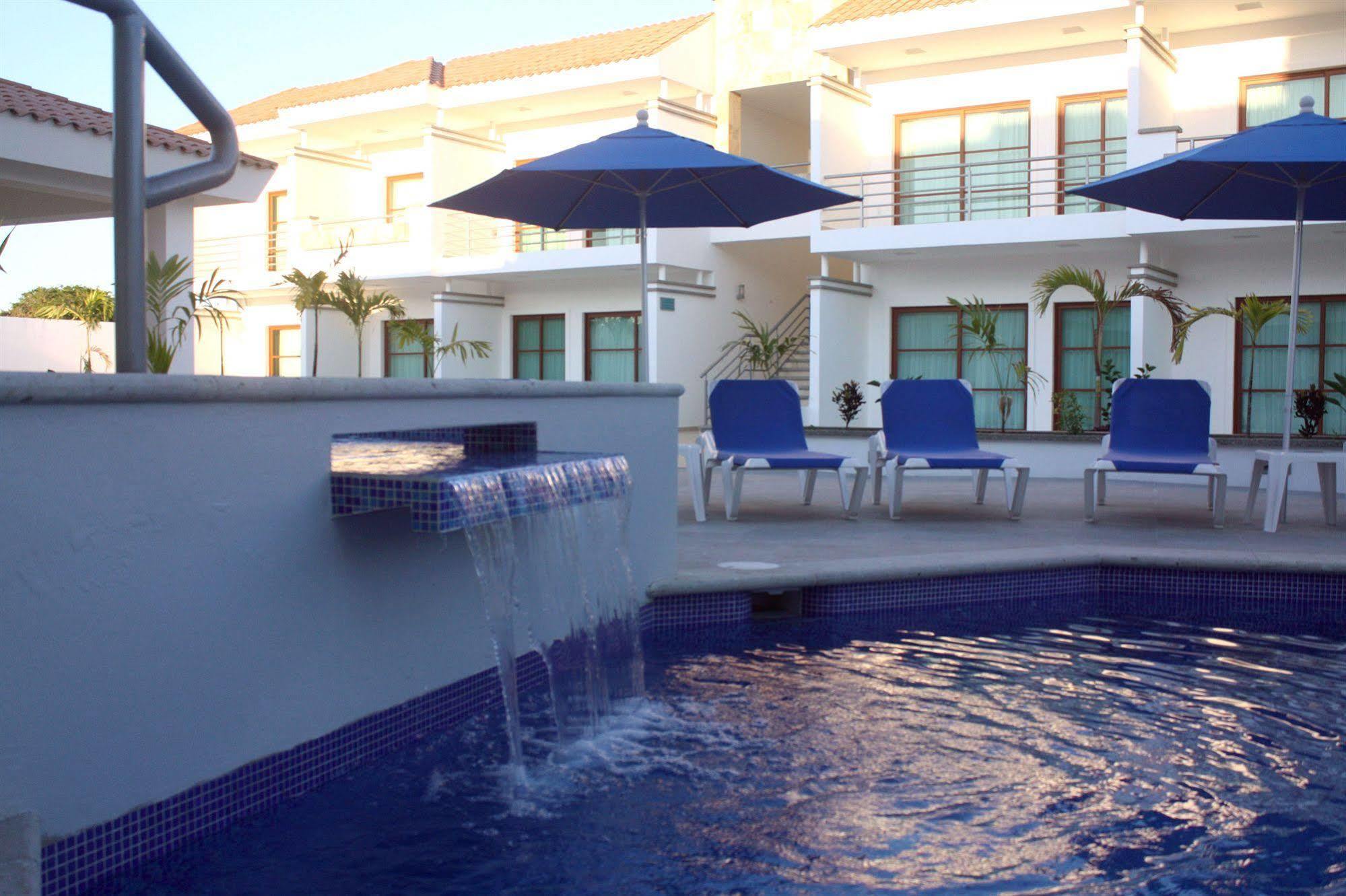 Marena Suites & Apartments 마사틀란 외부 사진